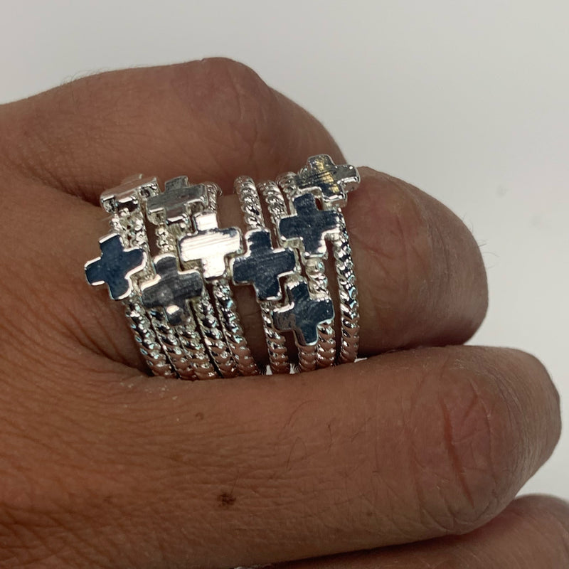 Dios mío Twisted Silver Mini Cross Ring