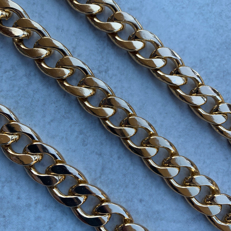 Candela Cuban "L" Chain Necklace